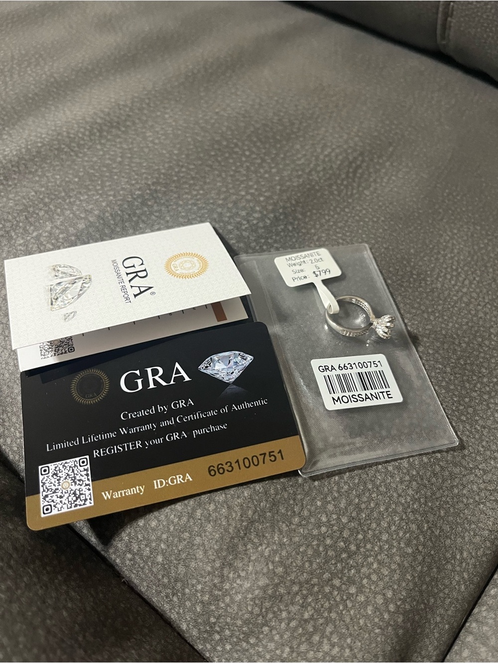 Silver Moissanite Engagement Ring - White/Silver